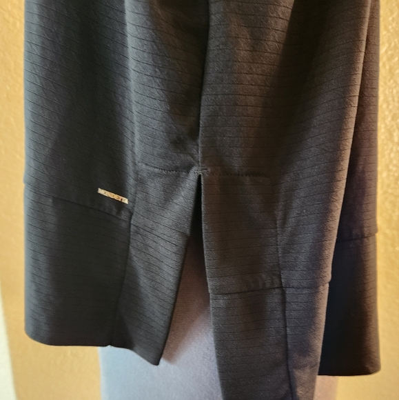 Mondetta Performances Workout Hoodie - Picture 3 of 5